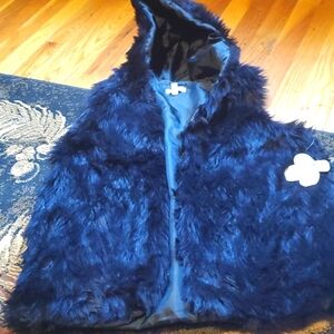 Gorgeous Grane Black faux fur Hooded Vest NWT Size L